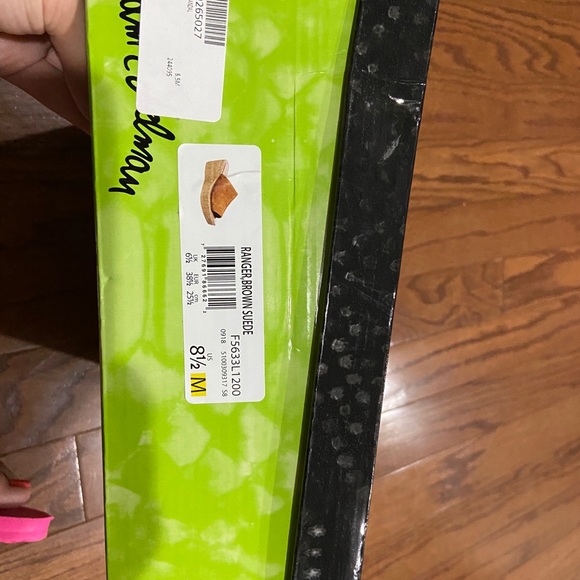 Sam Edelman - Picture 5 of 5